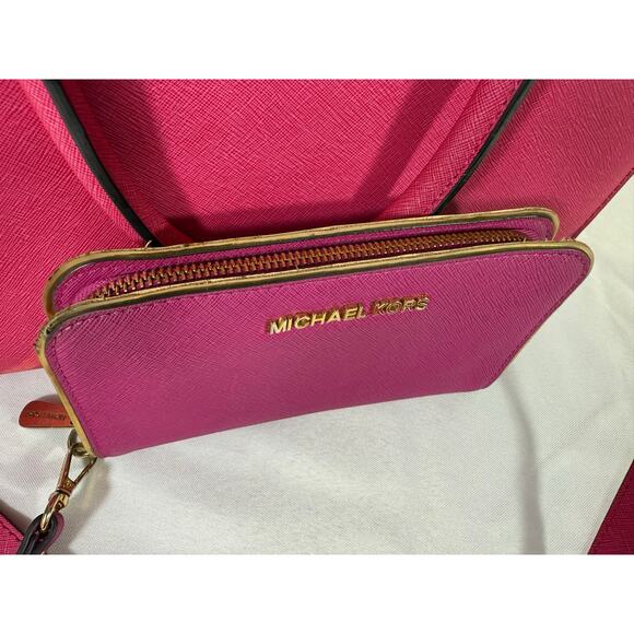 Michael Kors Pink Saffiano Leather Tote Bag & Wallet Set – Gold, Crossbody Strap - Picture 4 of 11